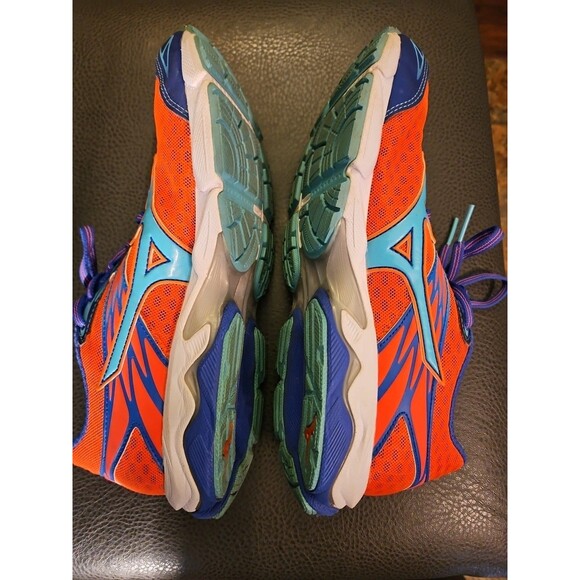 Mizuno Wave Catalyst Women's Athletic Running Shoes Sz W8.5 Orange Blue - Picture 9 of 12